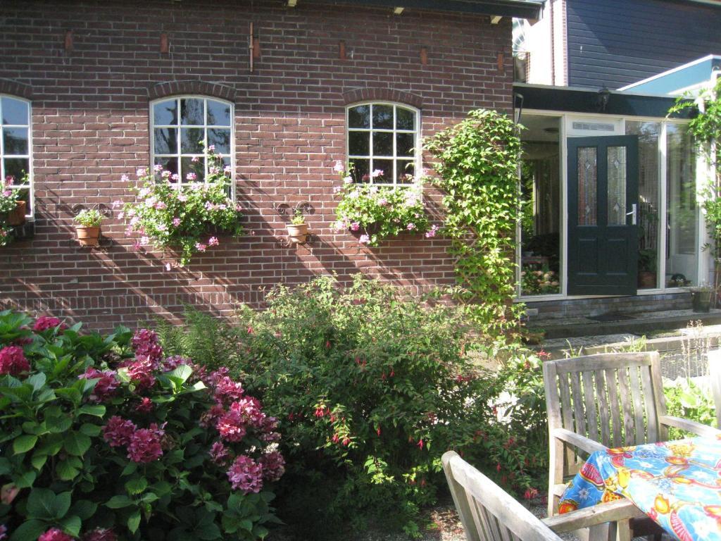 Bed and Breakfast Janz Capelle aan den IJssel Exterior foto